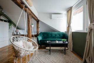Sky-View Studio with Cozy Boho Vibes by Flat Mаnager - Sofia - 9