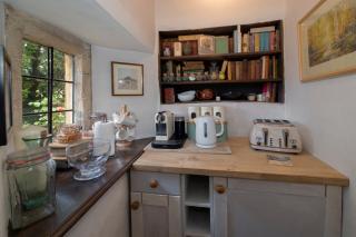 Village Centre Traditional Farm Manor House w Hot Tub - Cheltenham - 5
