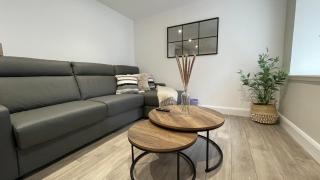 The Forge, Elegant Luxury Apartment with Bike store - Sleeps 4 - Wick - 6