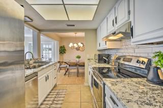 8 Mi to Beaches Bradenton Home with Poolside Oasis! - Bradenton - 1