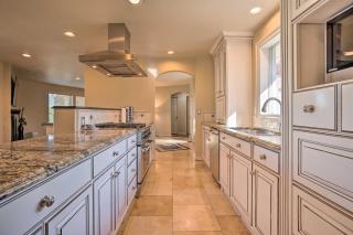 Moses Lake Retreat with Salt Water Hot Tub! - Moses Lake - 3