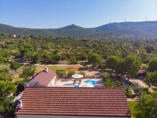 Villa San Antonio - Heated pool - Vrpolje - 8