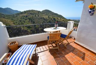 Apartamento la vista, Frigiliana 2 bedroom apartment with amazing views, pool and free private parking HansOnHoliday Rentals - Frigiliana - 0