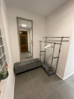 Freiblick 1 Bad Glbg mit Garten Top1 - 5