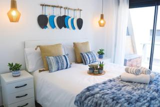 Iconic Sea Views Luxury Apartment - Puerto Marino - 5