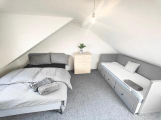 Lovely 3 bedroom serviced apartment in Leytonstone - Londra - 8