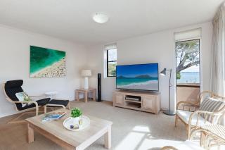 Columbia, 3 12 Columbia Close - large unit with fantastic water views and wifi - Nelson Bay - 4