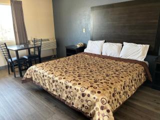 Economy Inn Fresno - Fresno - 0
