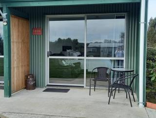 Clover Hill Studio Apartment - Milton - 3