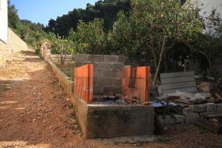 Seaside secluded apartments Cove Rapak, Hvar - 8767 - 2