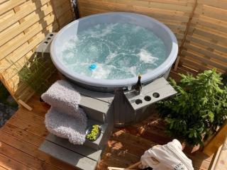 Domek drewniany w górach Jacuzzi & Balia - Osada Chełm - Stróża - 9