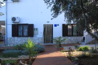 Apartments by the sea Rukavac, Vis - 8893 - 3