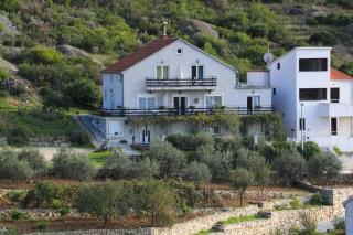 Apartments with a parking space Vis - 8924 - 8