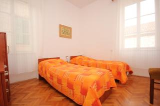 Apartments by the sea Vis - 8874 - 2