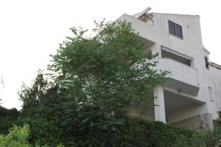 Apartments with a parking space Split - 8925 - 8