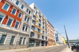 One bedroom penthouse apartment # 82 in the brand new building close to the city center with free parking - Praga - 3