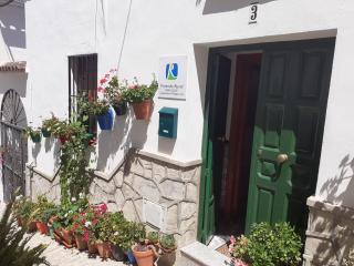 Casa de las Flores - a picture perfect location! - El Gastor - 7