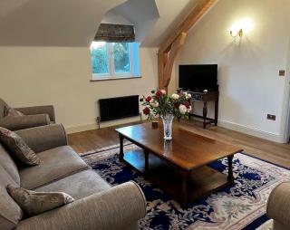 Byre - Farm Cottage on 9 acre Equestrian Small Holding - Salisbury - 2