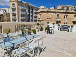 Hostel On - Sliema - 6