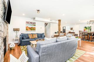 Riverside Bluff - Saugatuck - 5