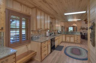 Rustic A Cabin - South Fork - 3