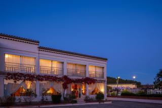 HÖTEL LE CASTELLAN - Istres - 8