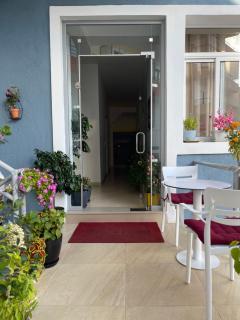 Deni's Hotel - Sarandë - 9