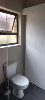 Tranquility Studio Apartment - Somerset West - 2