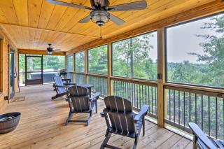 Murphy Mtn Retreat Wraparound Deck and Hot Tub - 9