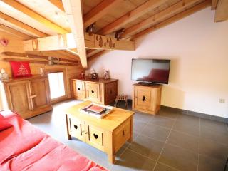 Appartement récent, 3e étage, exposé Sud-Est, à 10mn des pistes, balcon, parking et casier à skis - FR-1-623-199 - Les Gets - 7