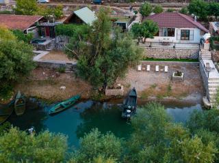 Luxury House Lotos - Golubovci - 5