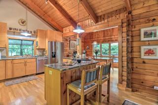 Tree-Lined Cruso Cabin with Game Room and Mtn Views! - Canton - 6