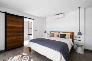 Modern 3BR loft villa in the heart of Canggu - Canggu - 5
