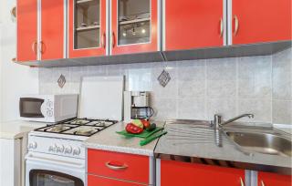 2 Bedroom Lovely Apartment In Labin - Labin - 3