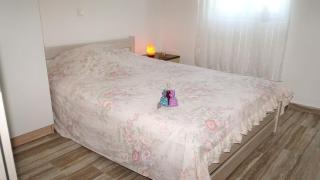 Apartment Lavanda with three bedrooms - TA Leut Agency - Privlaka - 4