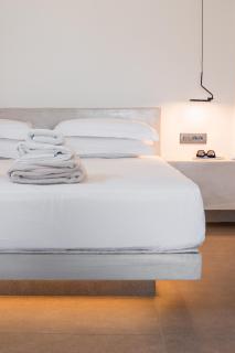 North Wind Luxury Suites - Oia - 4