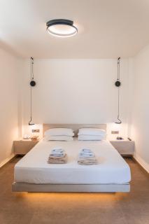 North Wind Luxury Suites - Oia - 2