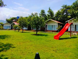 Red Stones Resorts,Karjat - 2