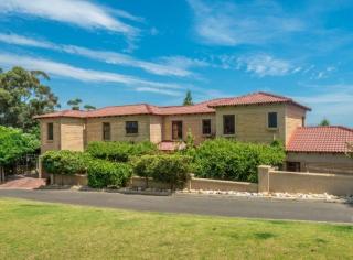 Tranquility Studio Apartment - Somerset West - 0