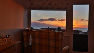 Sirens Sunset Peaceful Retreat with stunning sea views, 5 minutes from Porth Beach - 8