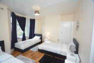 Cheerful 3 Bedroom Home in Greater London - Londra - 5