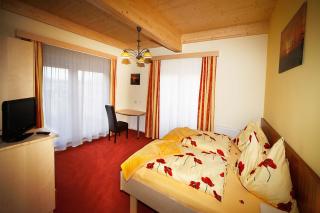 Hotel Garni Zerza - Tröpolach - 2