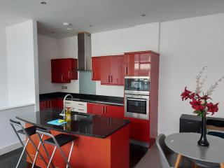Feel At Home, Nottingham City Centre, Opposite Crowne Plaza - Nottingham - 2