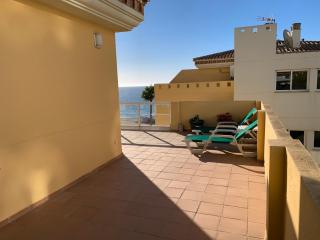 Spectacular penthouse in front of the sea, 200 m2 terrace - Arruzafa Playa - La Cala de Mijas - 1