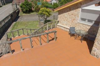 Casa con jardín y gran terraza con vistas al mar - 3