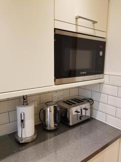 London Luxury Apartments 1 min from Redbridge Station with Parking - Wanstead - 1