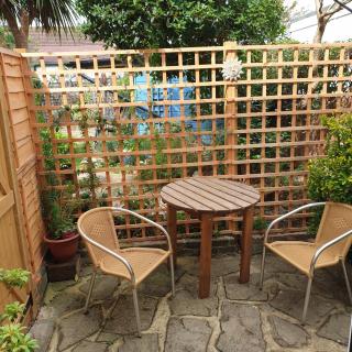 Beachfront Studio - Pevensey - 3