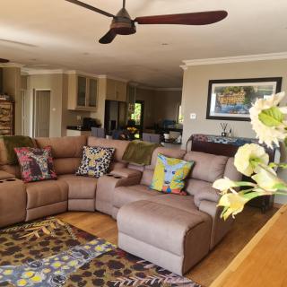 Luxury Home with breathtaking views of Champagne Valley - 4