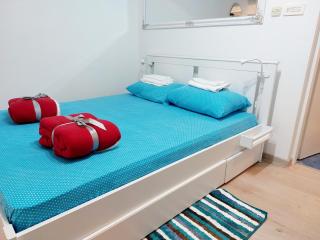Sha La La - Charming, unique studio in a historic building next to a castle, WIFI, smart TV, washer-dryer - Bakar - 3