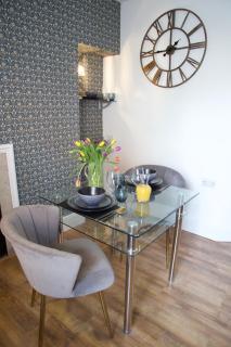 Mademoiselle's Boutique Holiday Accommodation - Whitby - 6